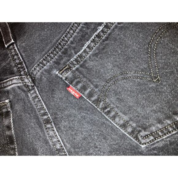 Levi's black 501 distressed jean shorts size 28 - Picture 5 of 9